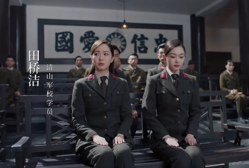 锡兰的《海》代表土耳其申办奥斯卡,《糟糕的性,疯狂的色情》导演的新电影代表罗马尼亚申办奥斯卡《海》海报