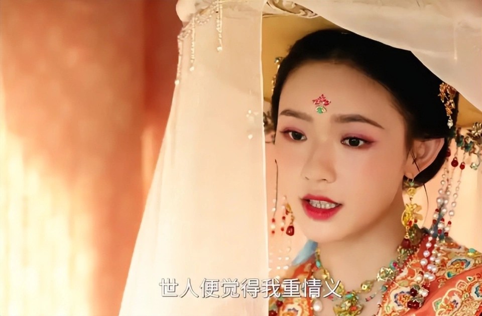 宁可嫁破产老头,也不与黎明白头到老,44岁现状唏嘘的她后悔吗?