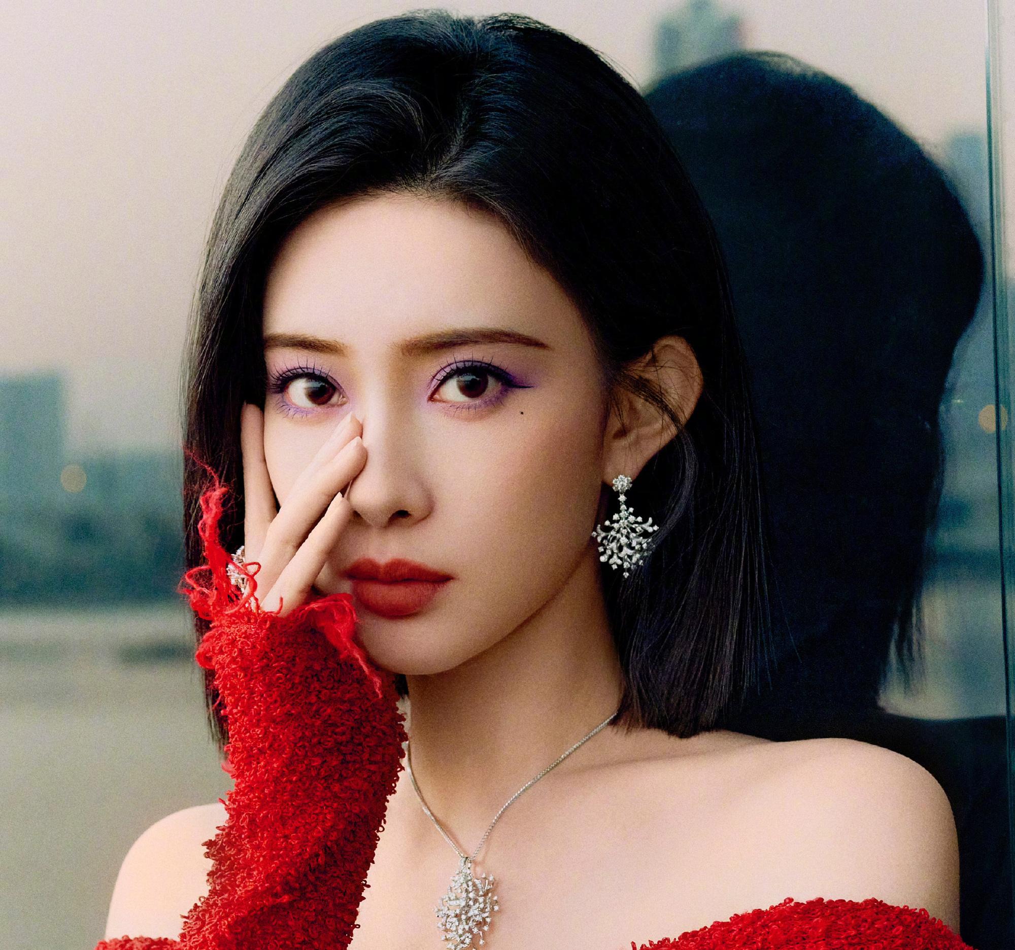 全红婵晒跳舞视频引热议,贾乃亮女儿甜馨点赞称其可爱