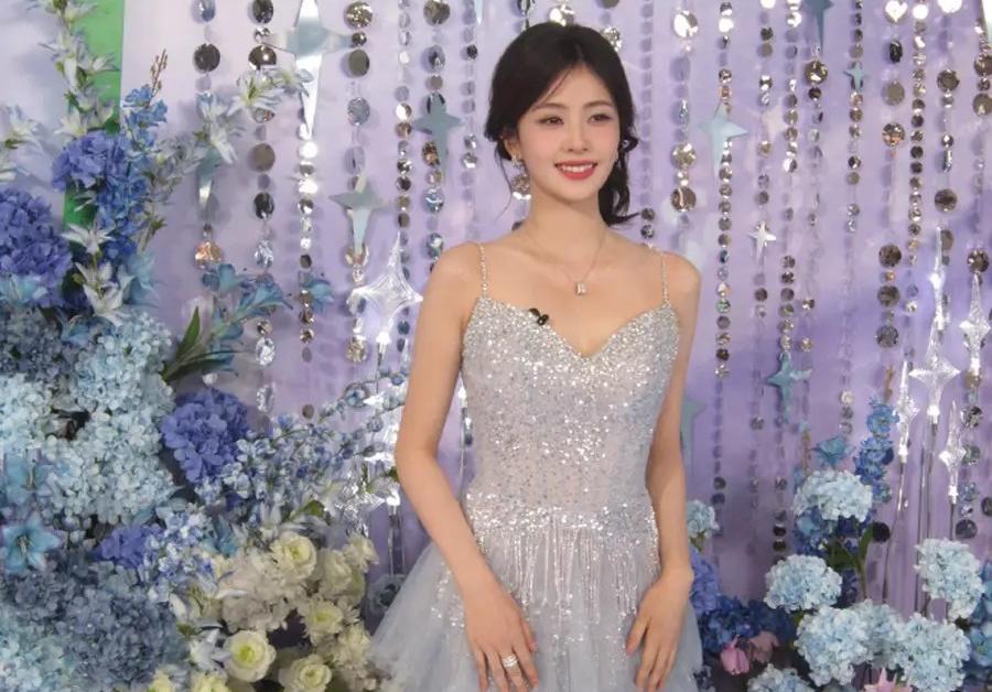 《芬芳喜事》首播获好评，下饭喜剧有妙招